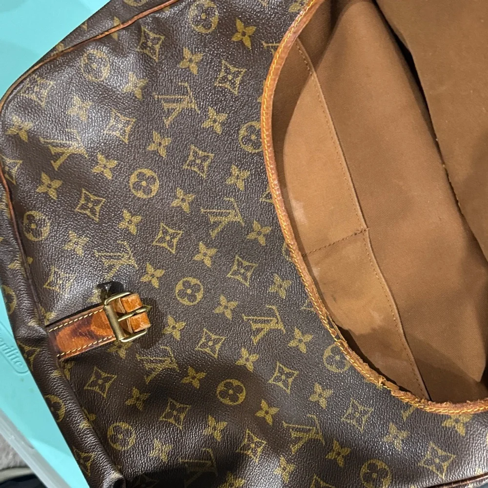 Louis Vuitton Monogram Canvas Messenger Bag in Brown and Tan - Picture 2 of 5